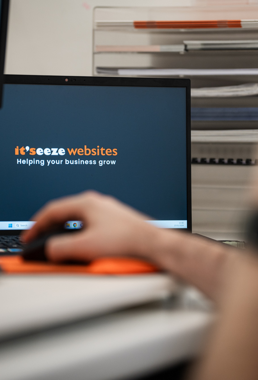 it'seeze websites on a PC screen